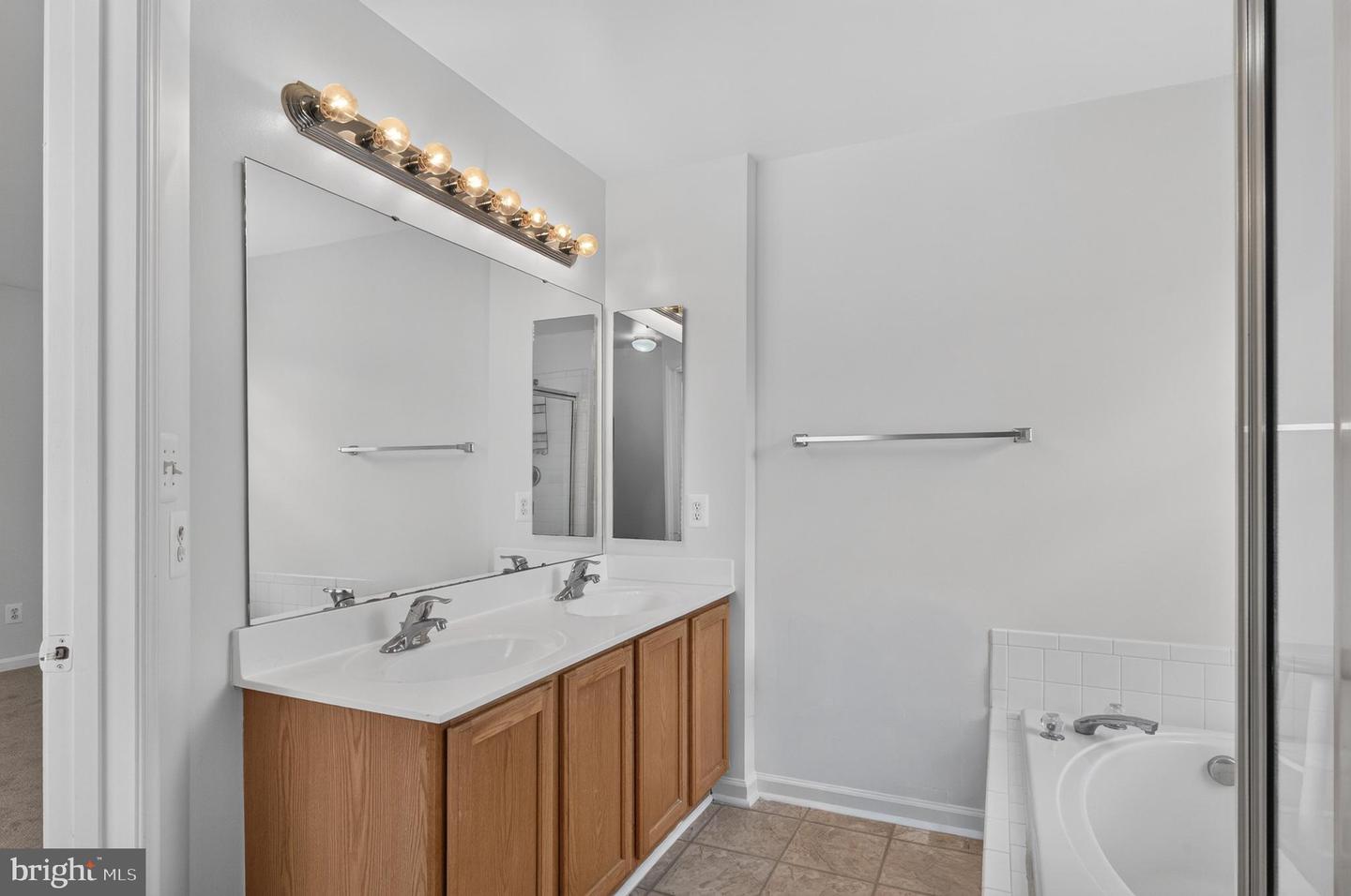 15044 Gaffney Cir Property Photo 26