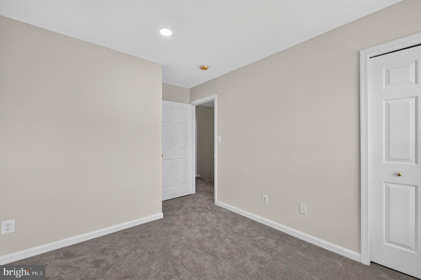 15044 Gaffney Cir Property Photo 31