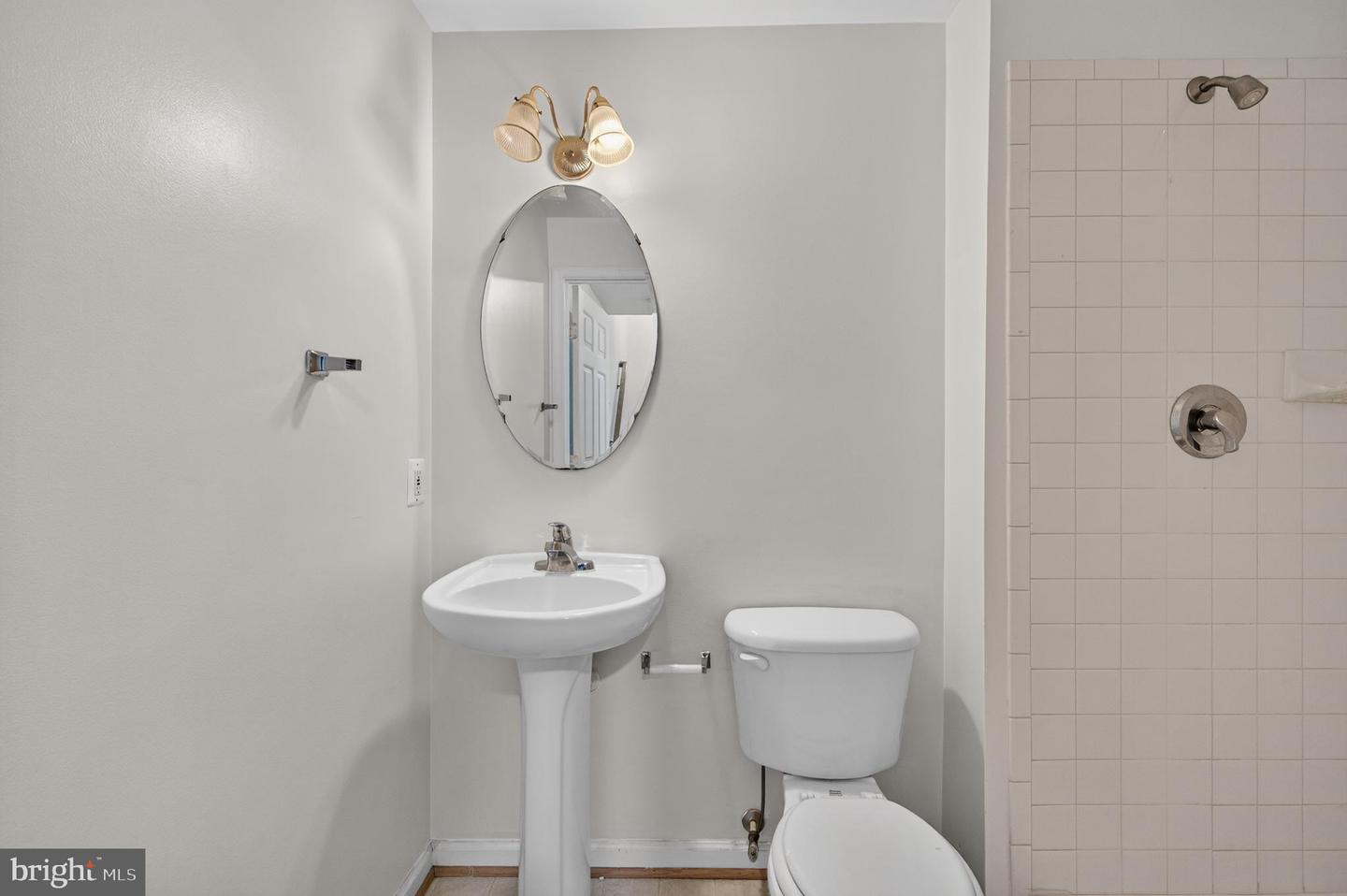15044 Gaffney Cir Property Photo 38