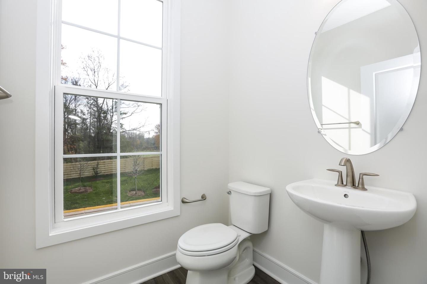 6722 Upland Manor Drive Property Photo 17