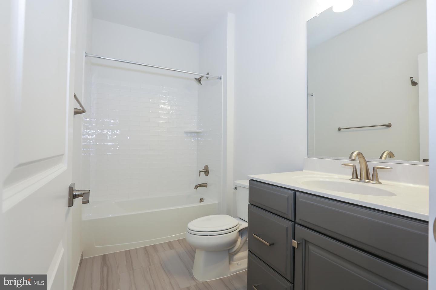 6722 Upland Manor Drive Property Photo 31