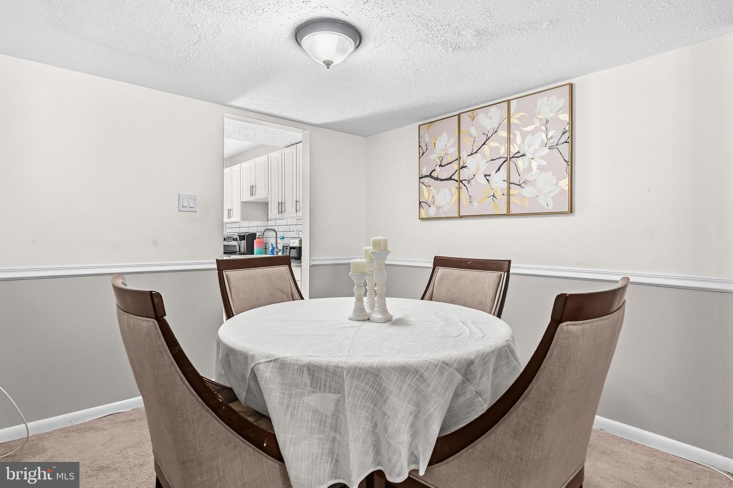 2555 Fox Ridge Ct Property Photo 6