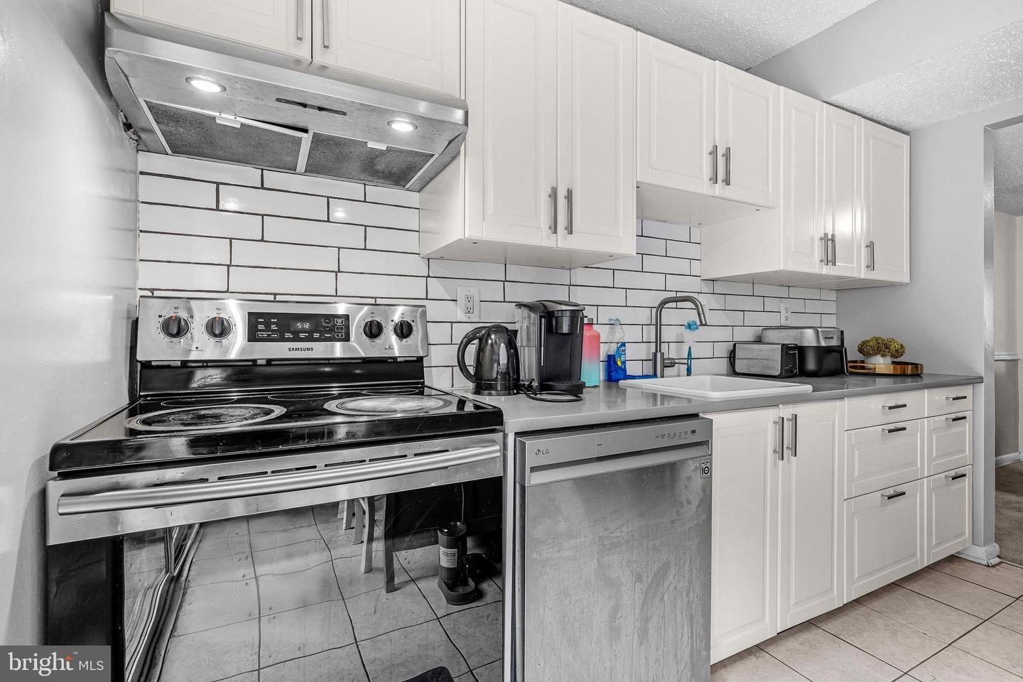 2555 Fox Ridge Ct Property Photo 9