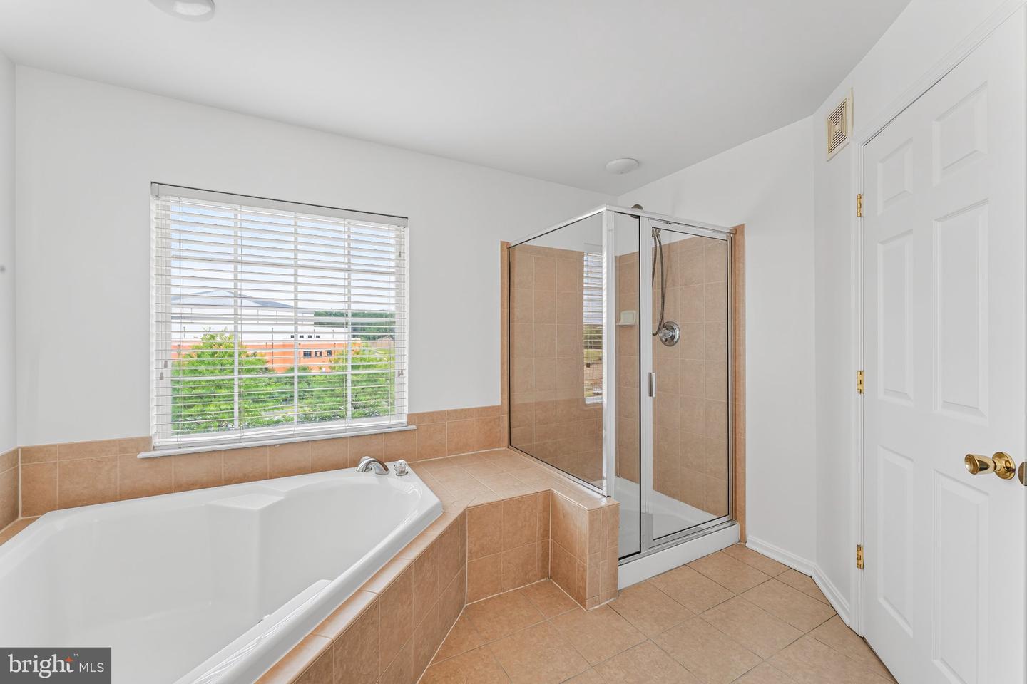 15541 John Diskin Cir Property Photo 26