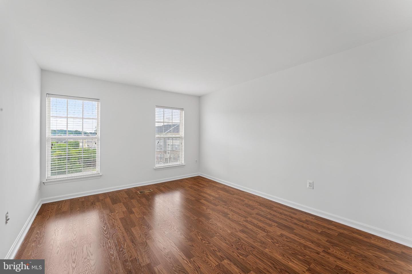15541 John Diskin Cir Property Photo 29