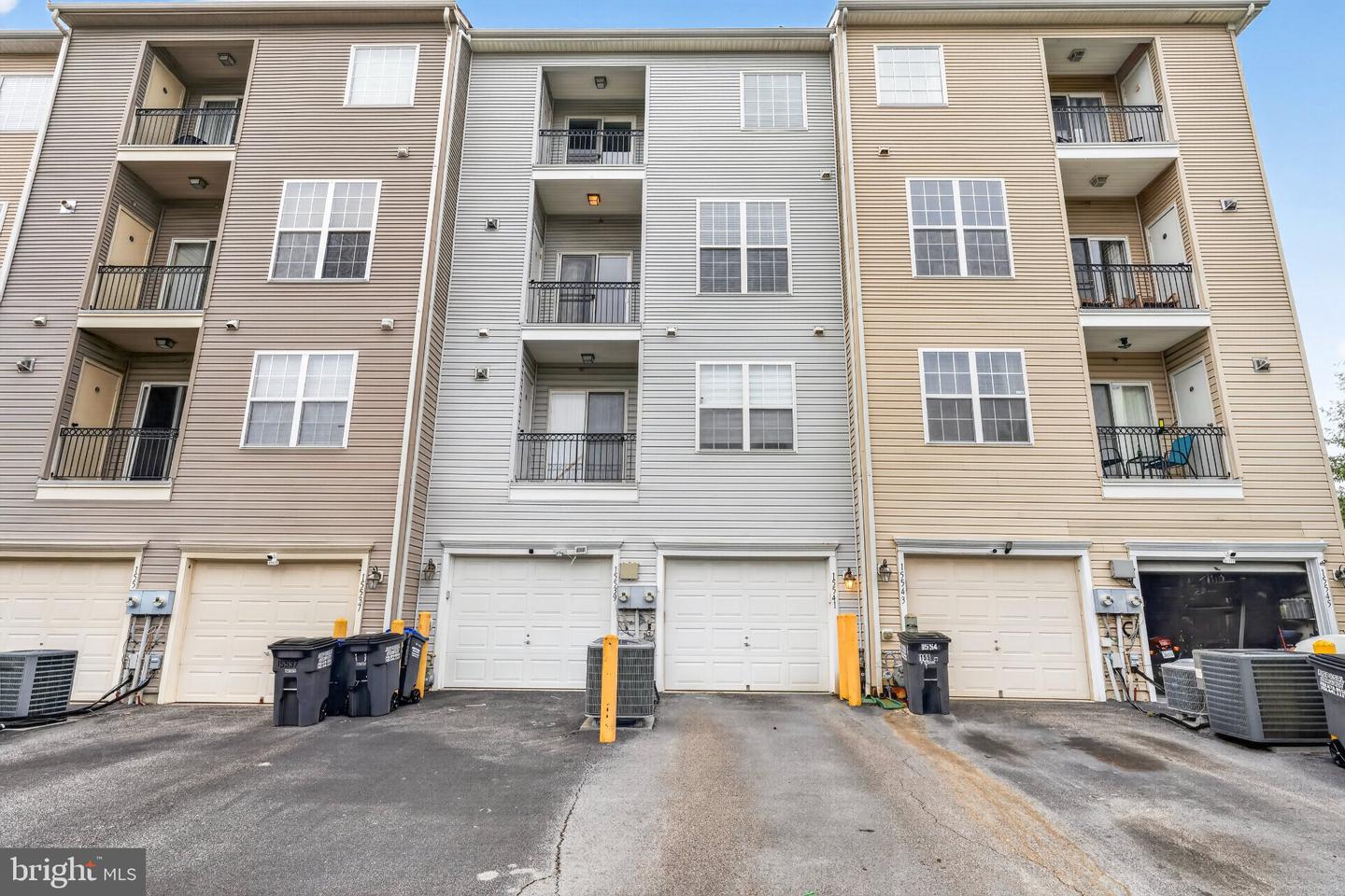 15541 John Diskin Cir Property Photo 34