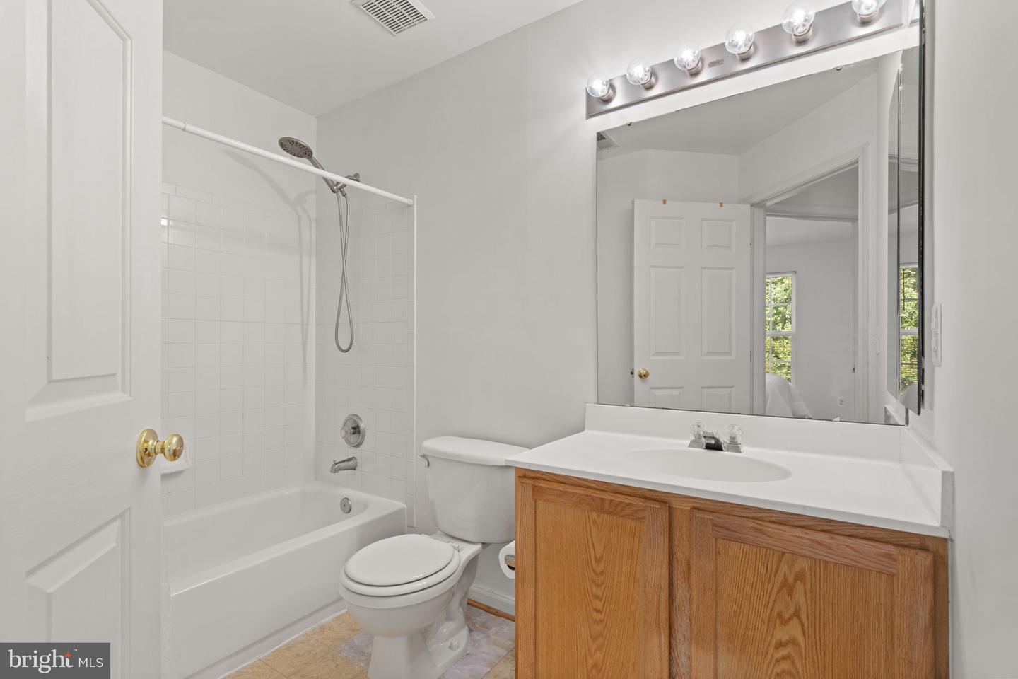 1275 Corbett Pl Property Photo 34