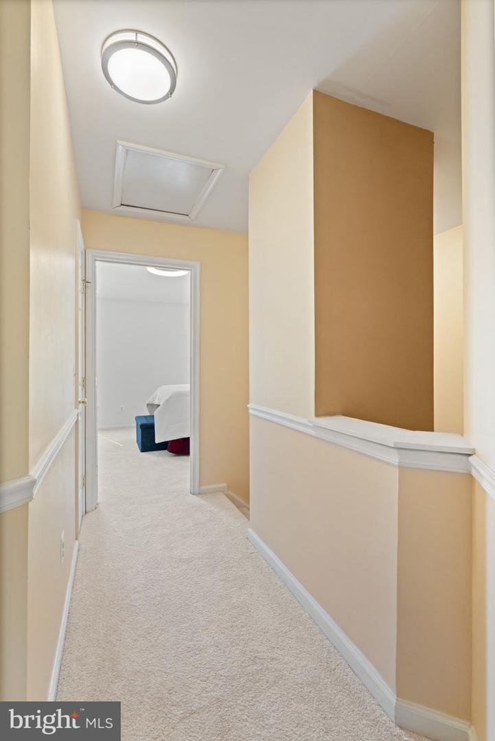 1275 Corbett Pl Property Photo 35