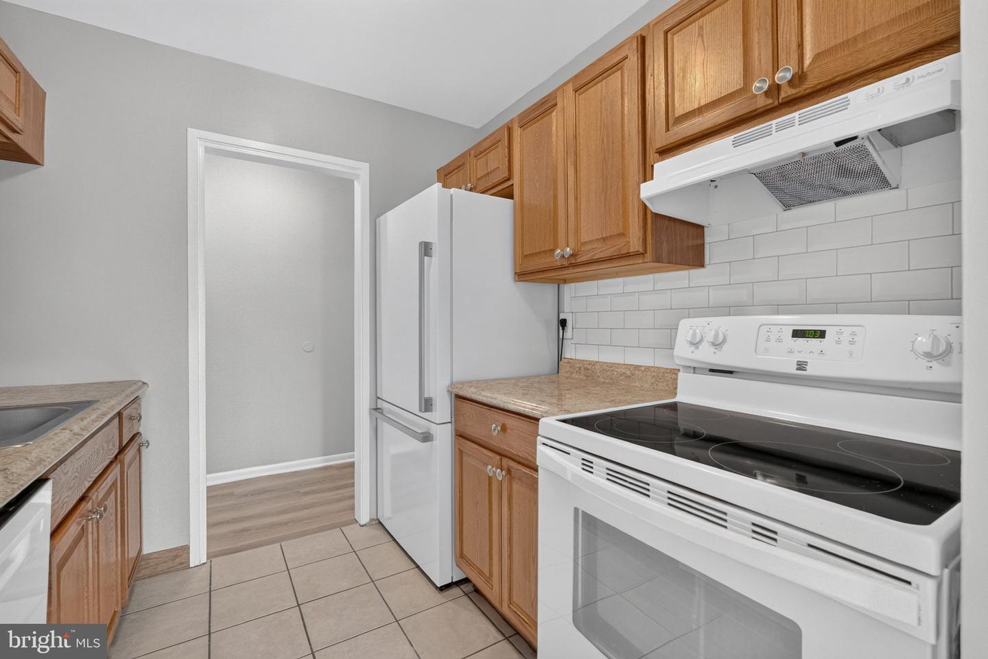 7589 Margate Ct #1c 103 Property Photo 6