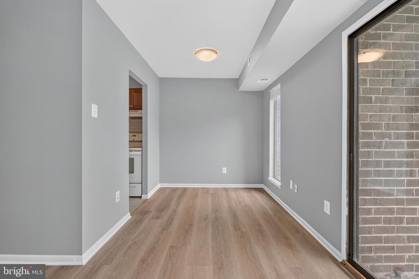 7589 Margate Ct #1c 103 Property Photo 9