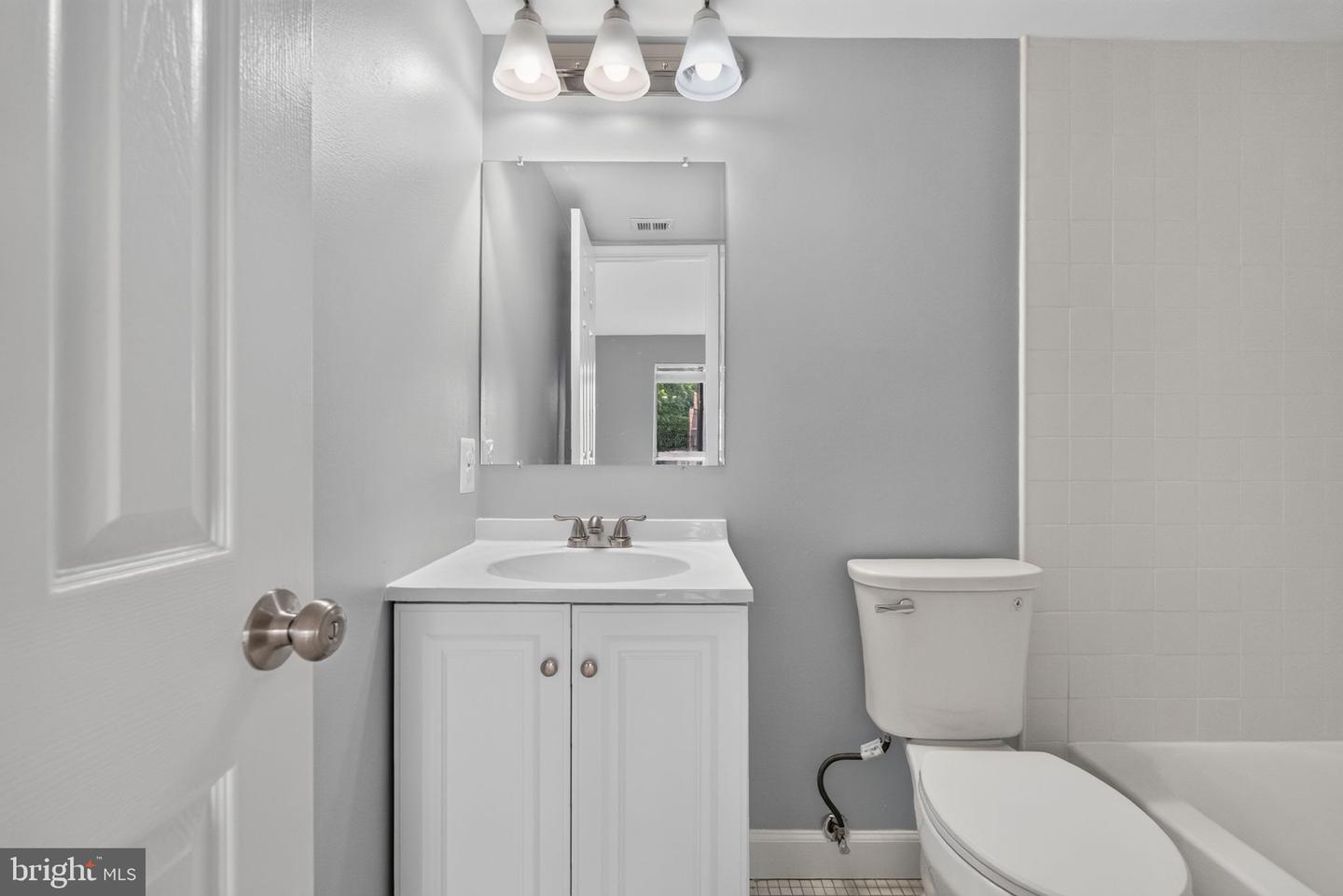 7589 Margate Ct #1c 103 Property Photo 25