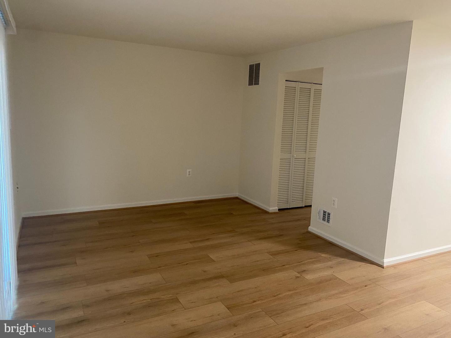 10175 Irongate Way Property Photo 7