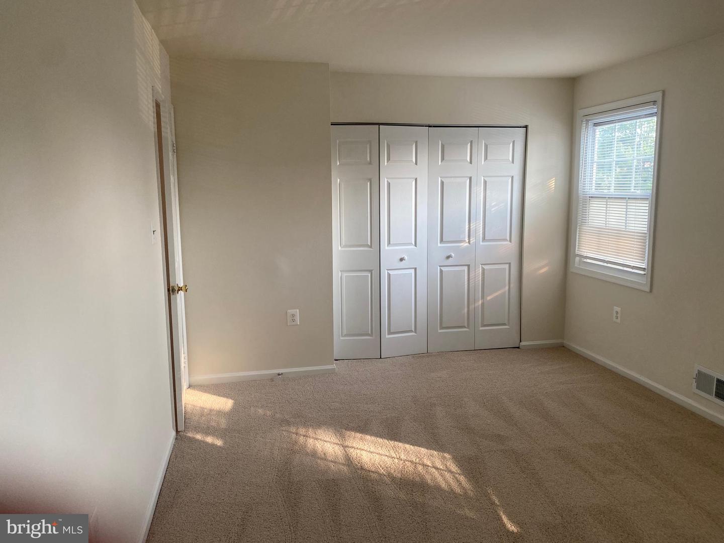 10175 Irongate Way Property Photo 28