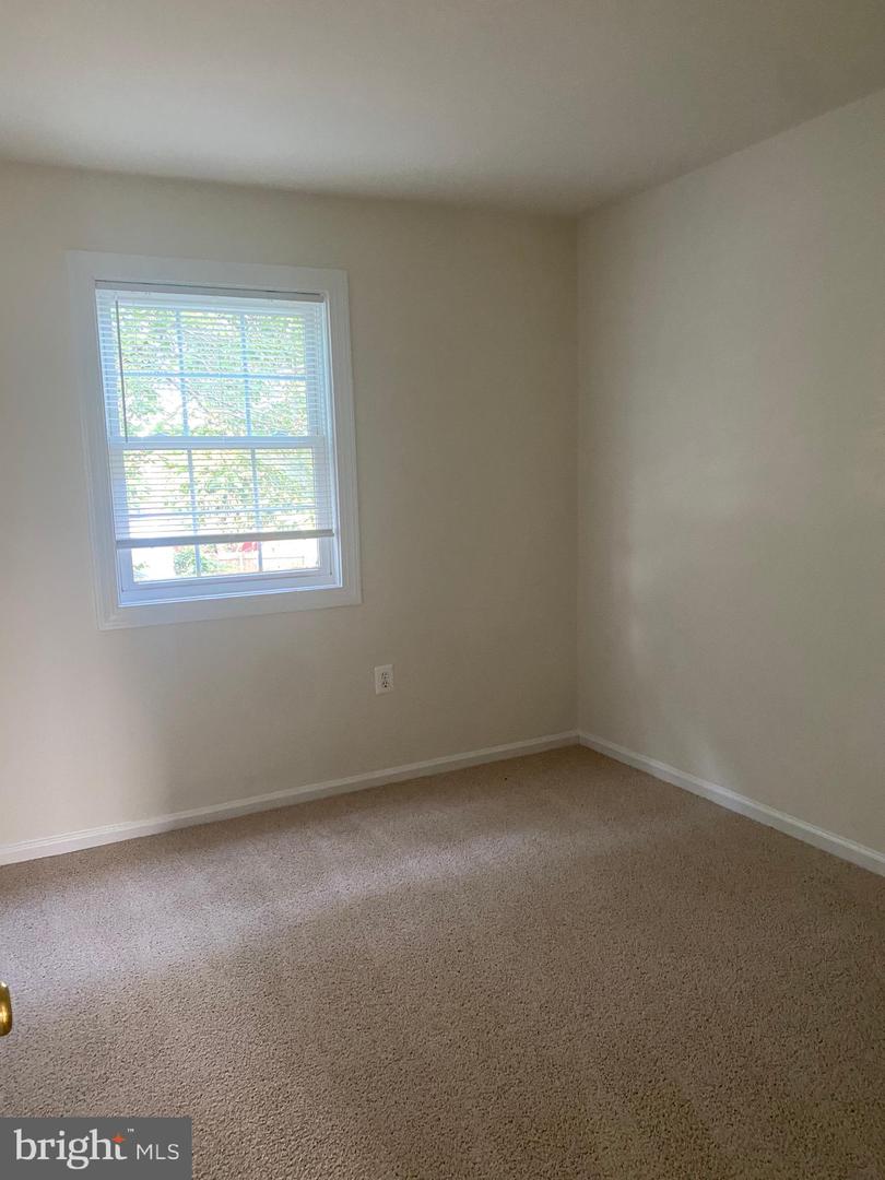 10175 Irongate Way Property Photo 33