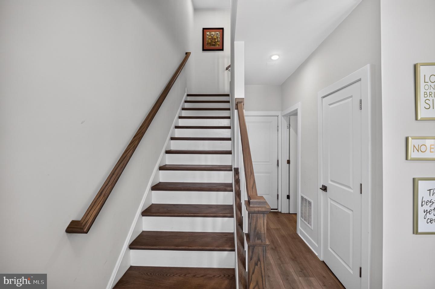 17768 Kingfisher Isle Rd Property Photo 6