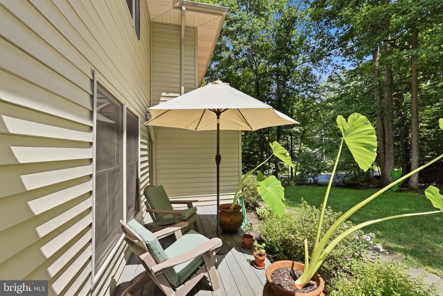 8109 Counselor Rd Property Photo 5