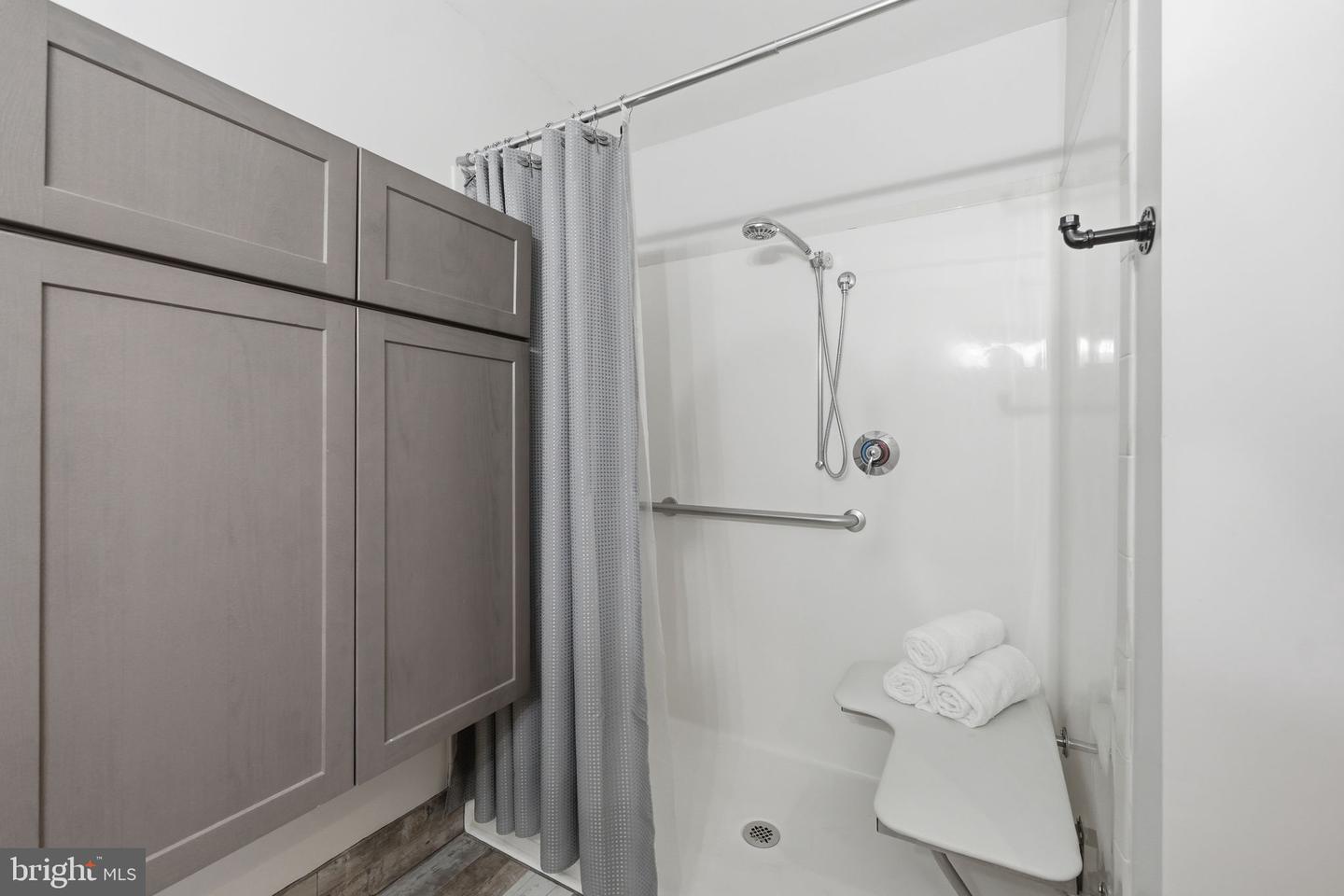 8109 Counselor Rd Property Photo 38