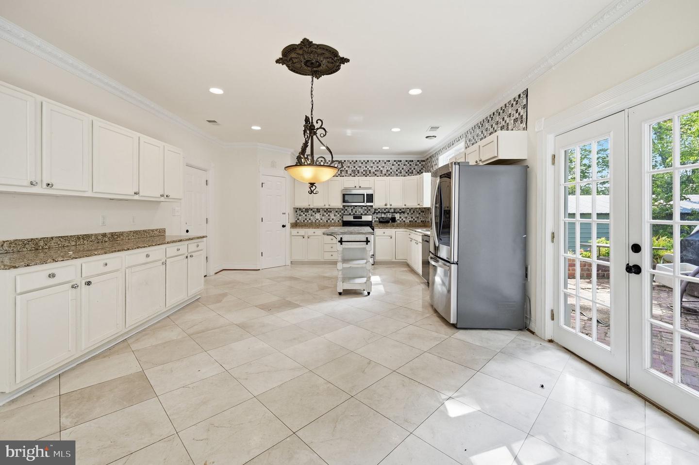 3209 Shoreview Rd Property Photo 4