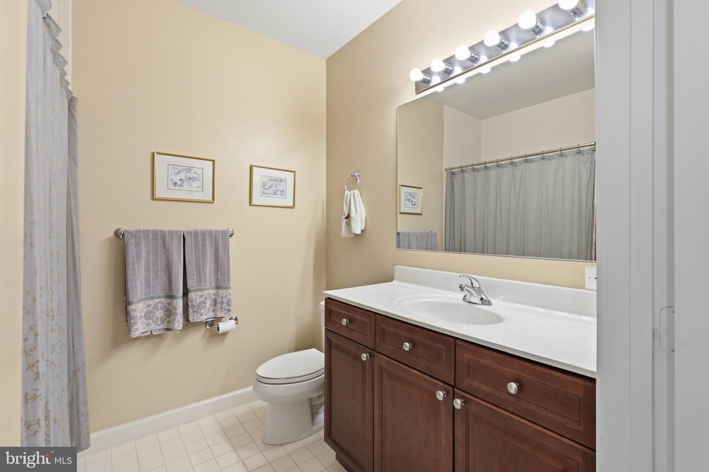 440 Belmont Bay #215 Property Photo 25