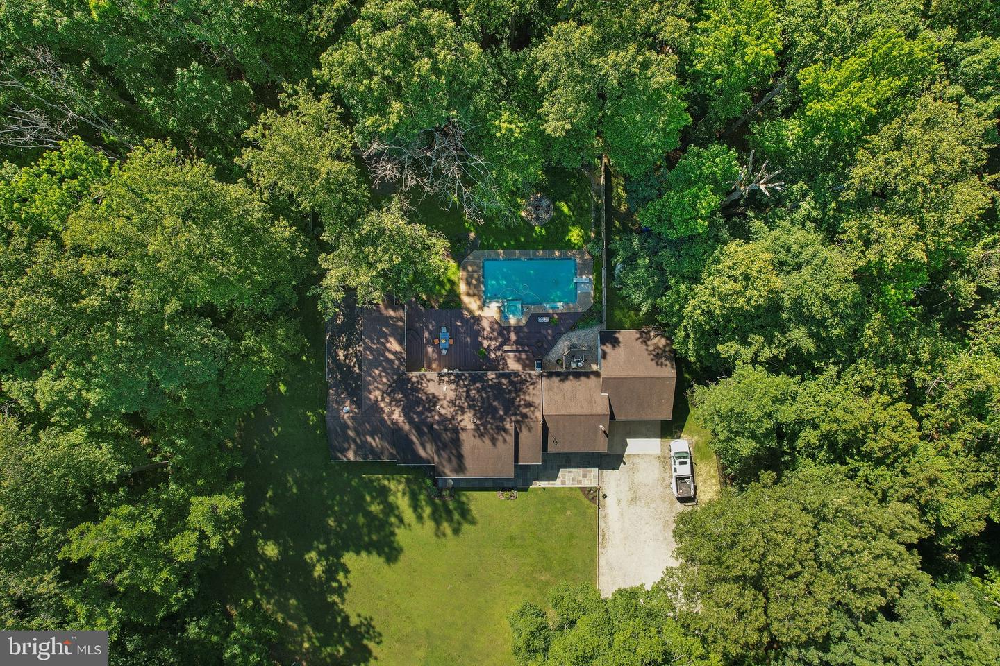 18303 Possum Point Rd Property Photo 8