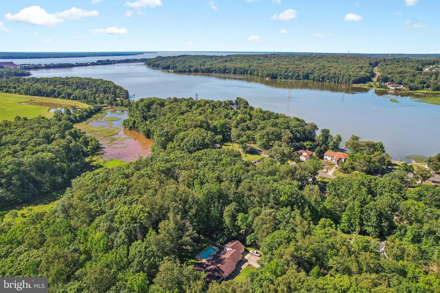 18303 Possum Point Rd Property Photo 16