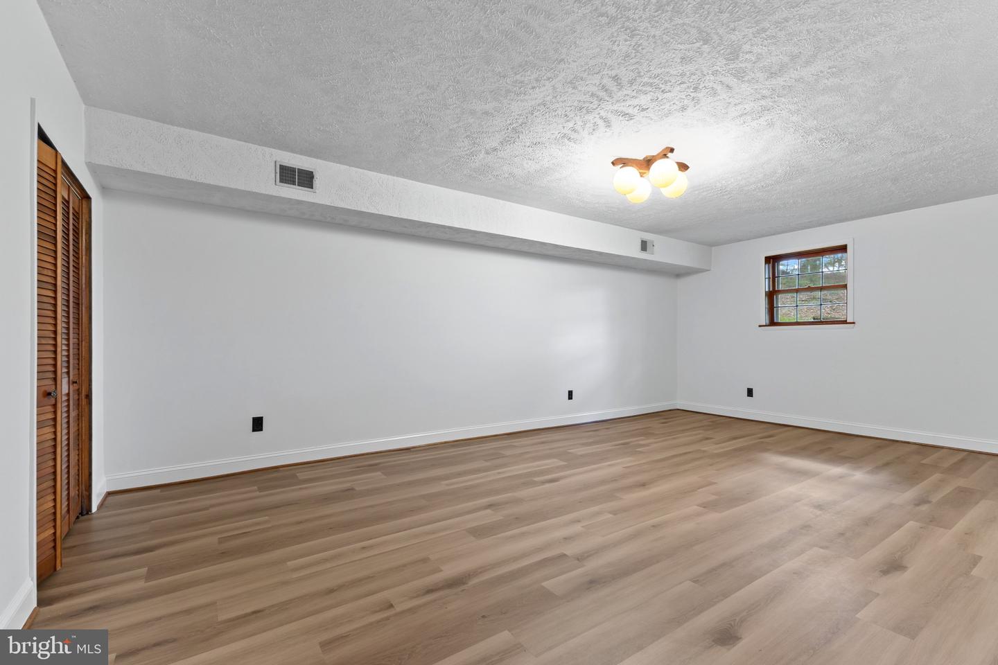 6200 Sierra Ct Property Photo 27