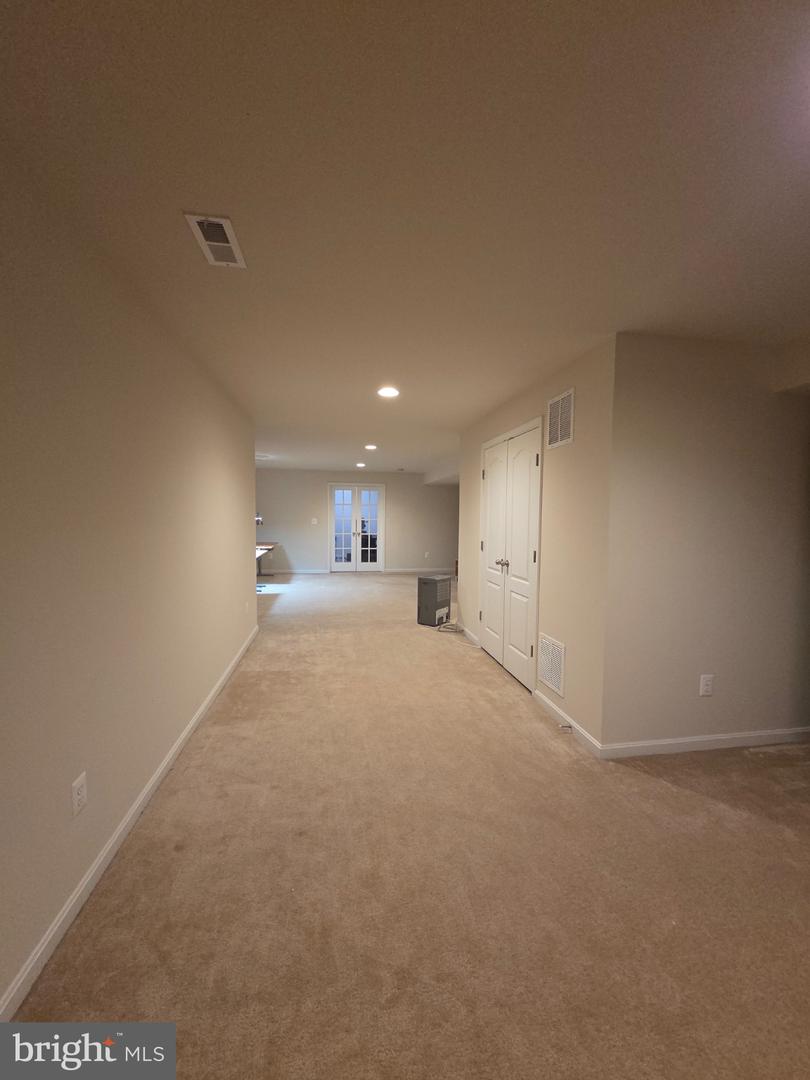 5394 Macdonald Rd Property Photo 60