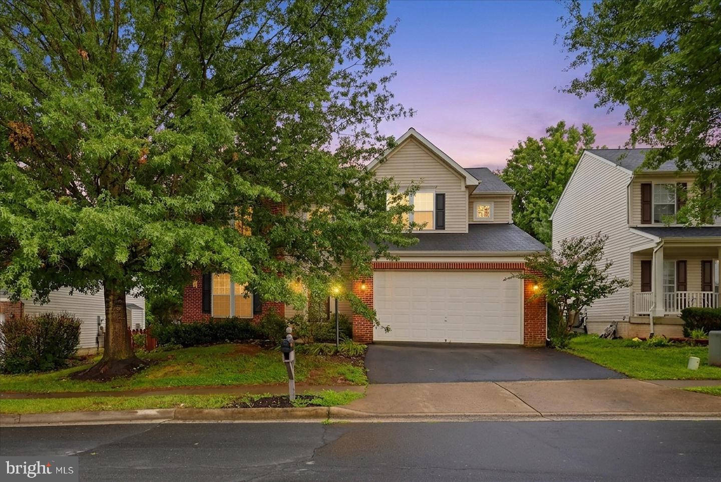 10545 Turning Grass Way Property Photo 1