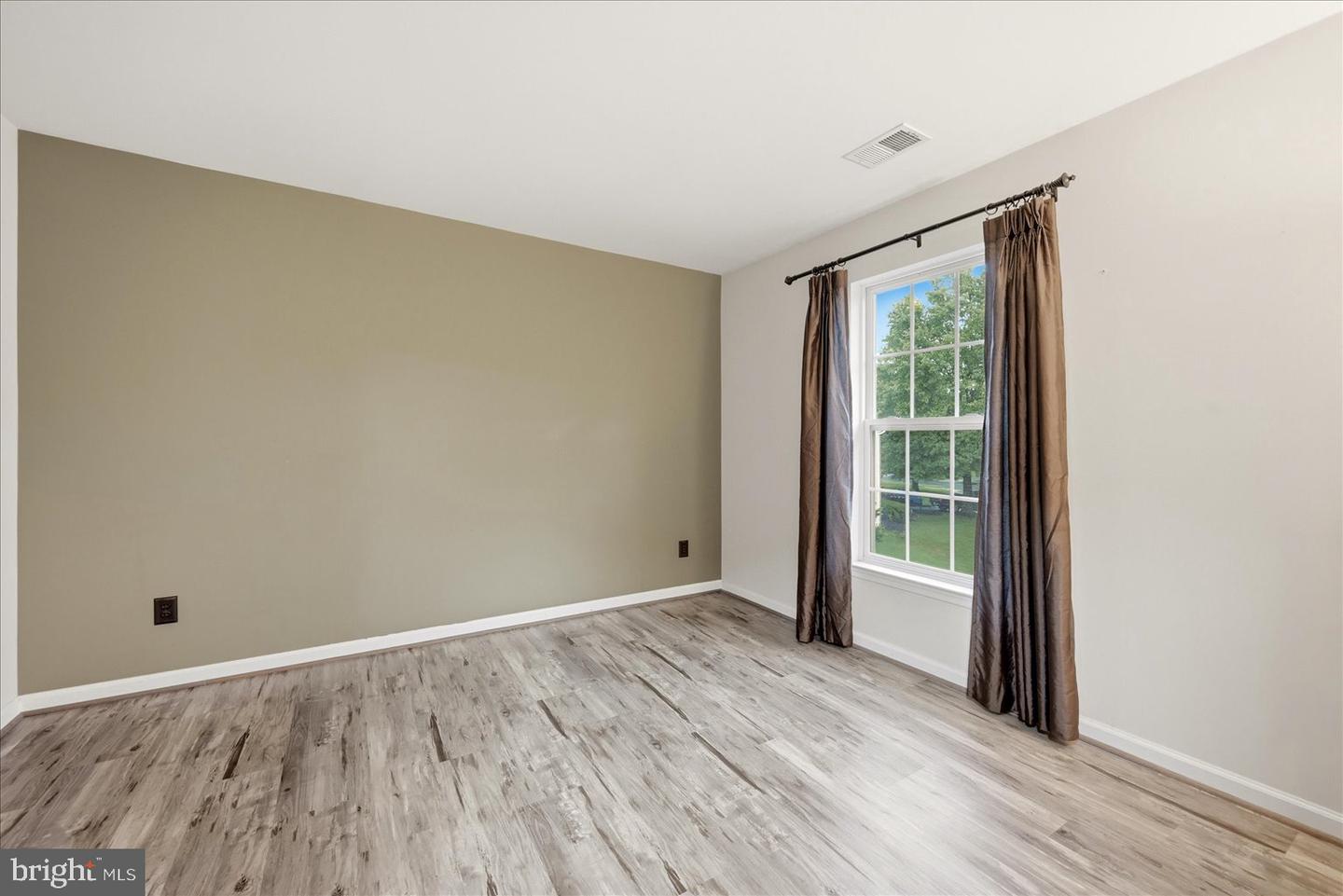 10545 Turning Grass Way Property Photo 30