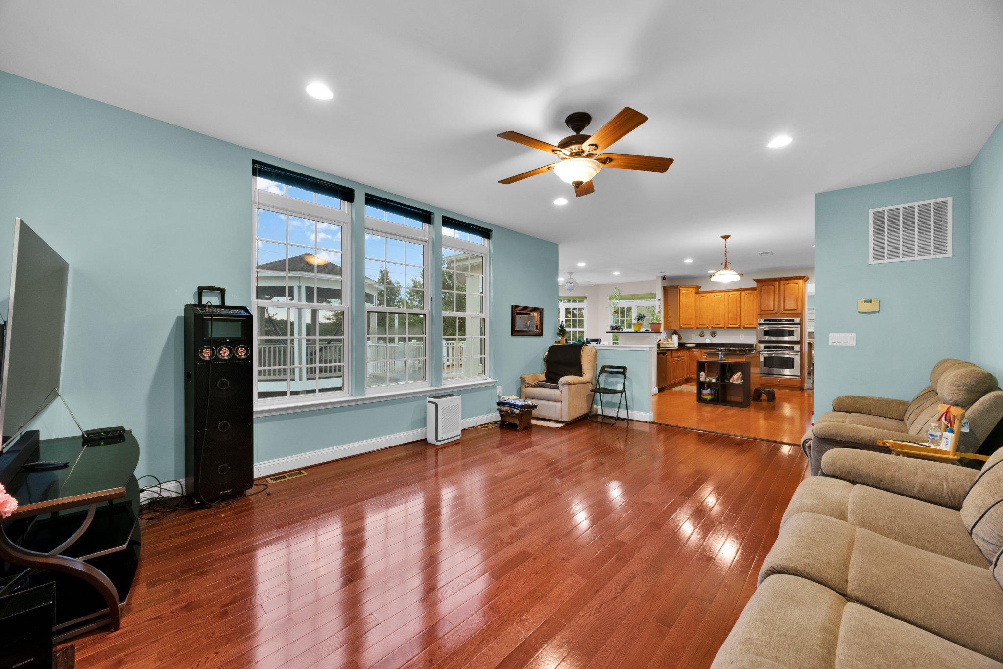 3379 Oakham Dr Property Photo 18