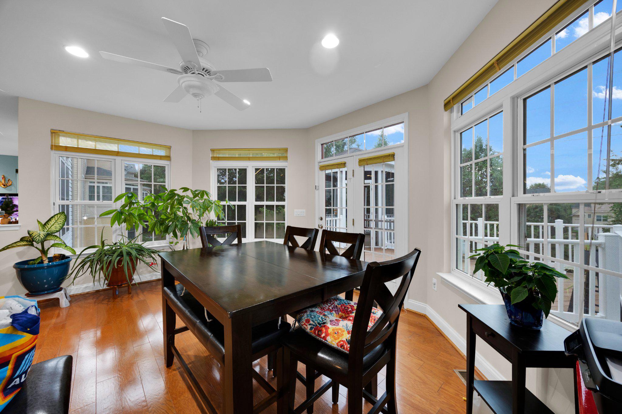 3379 Oakham Dr Property Photo 20