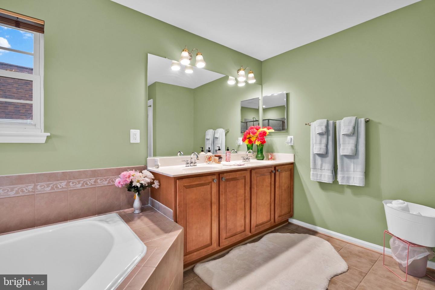 3379 Oakham Dr Property Photo 29