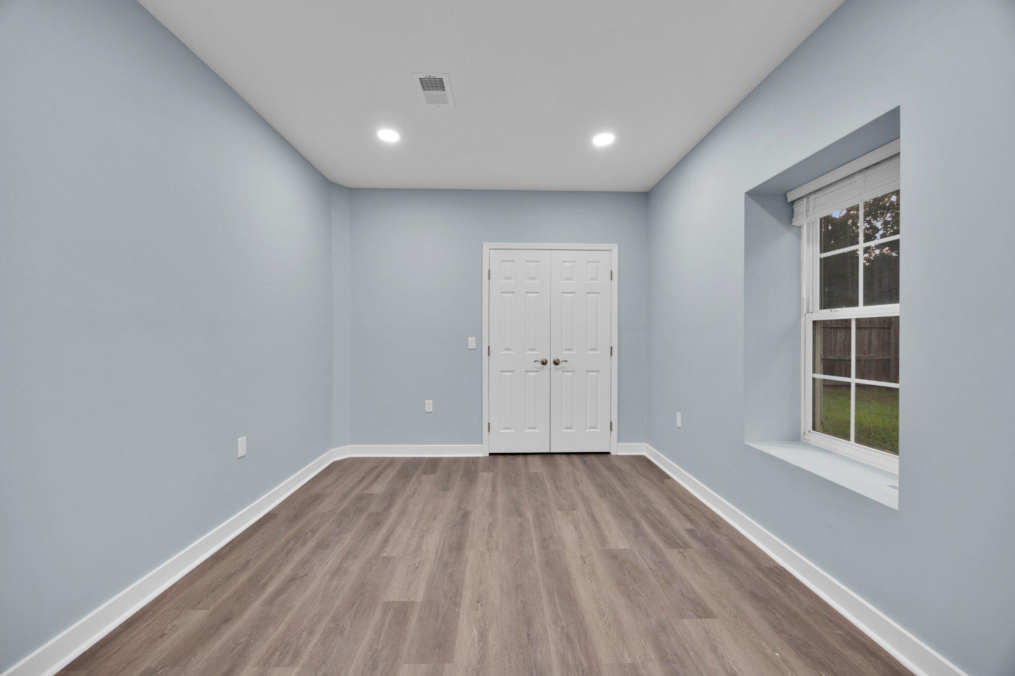 3379 Oakham Dr Property Photo 53