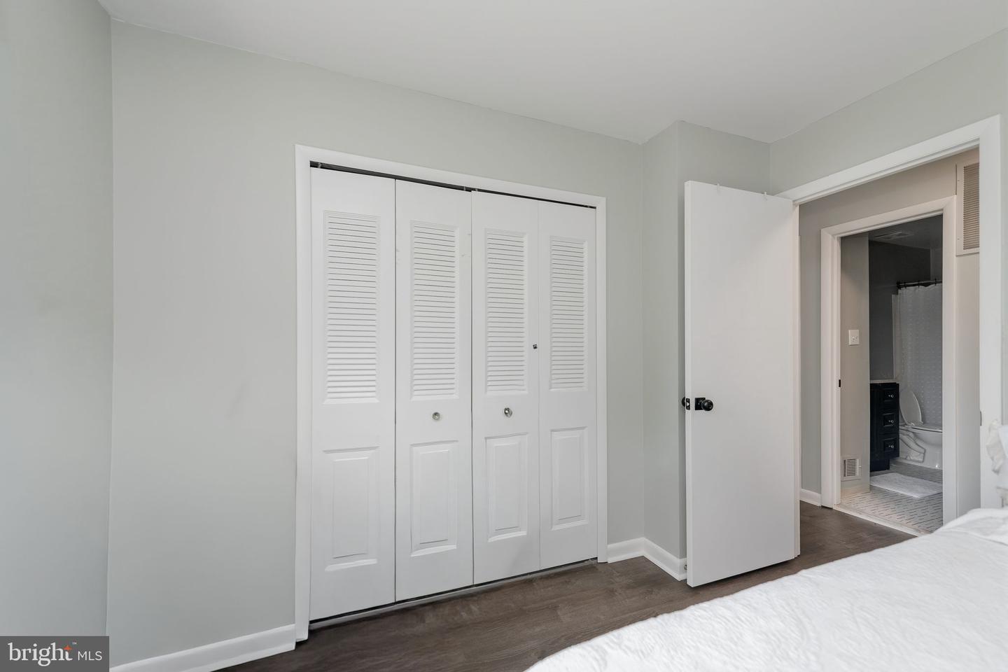 5625 Roundtree Dr Property Photo 29