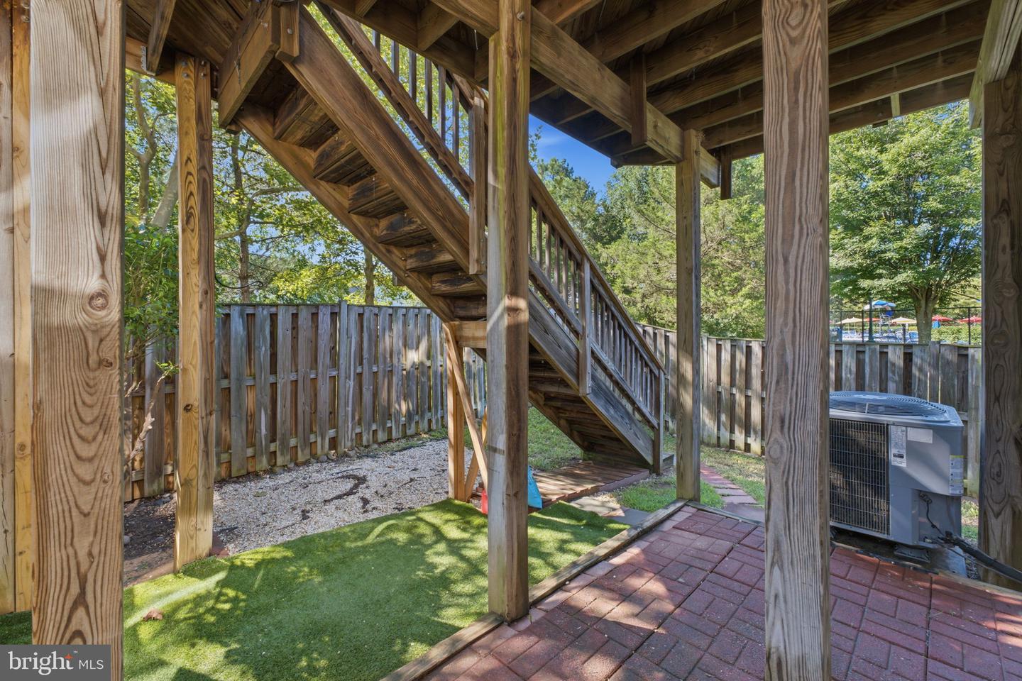 9837 Maitland Loop Property Photo 45