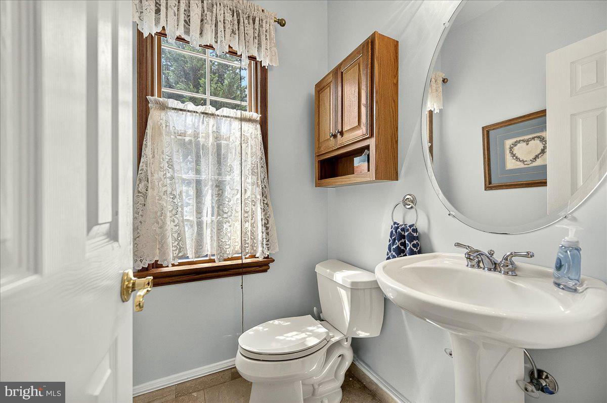 4228 Misty Ridge Dr Property Photo 8