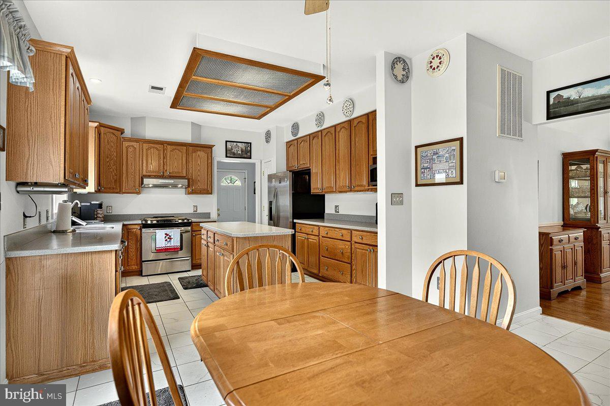 4228 Misty Ridge Dr Property Photo 16
