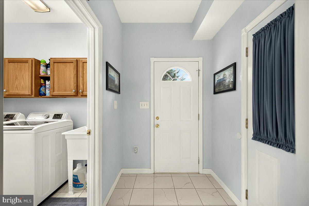 4228 Misty Ridge Dr Property Photo 19
