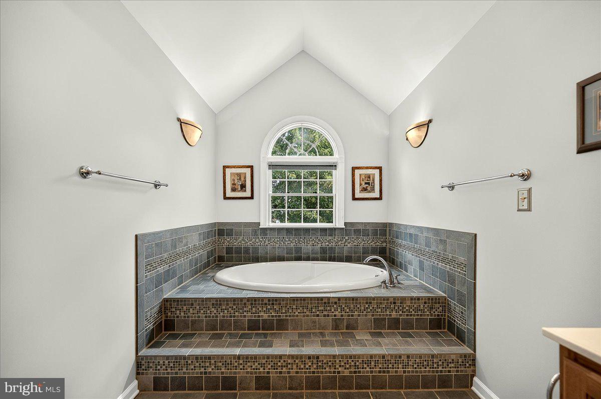 4228 Misty Ridge Dr Property Photo 40