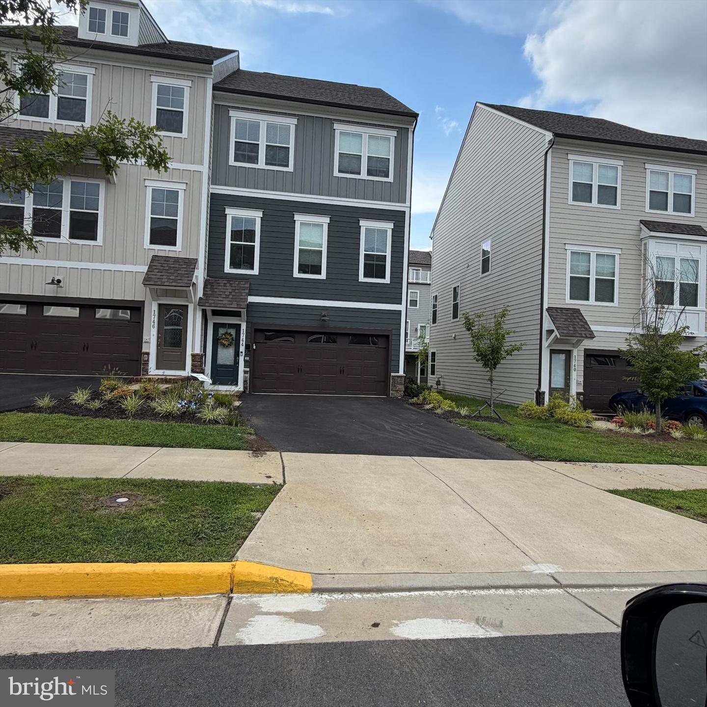 1744 Blue Spruce St Property Photo 1