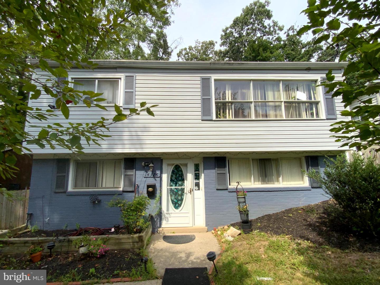 14326 BISMARK AVE Property Photo 1