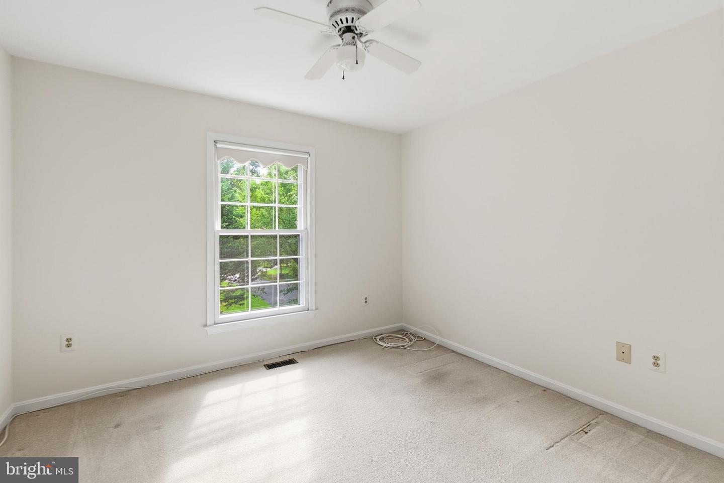 12207 Knightsbridge Dr Property Photo 33