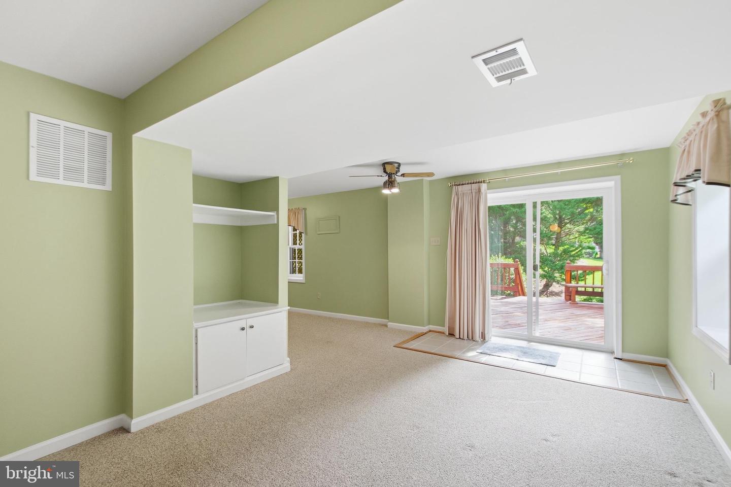 12207 Knightsbridge Dr Property Photo 43