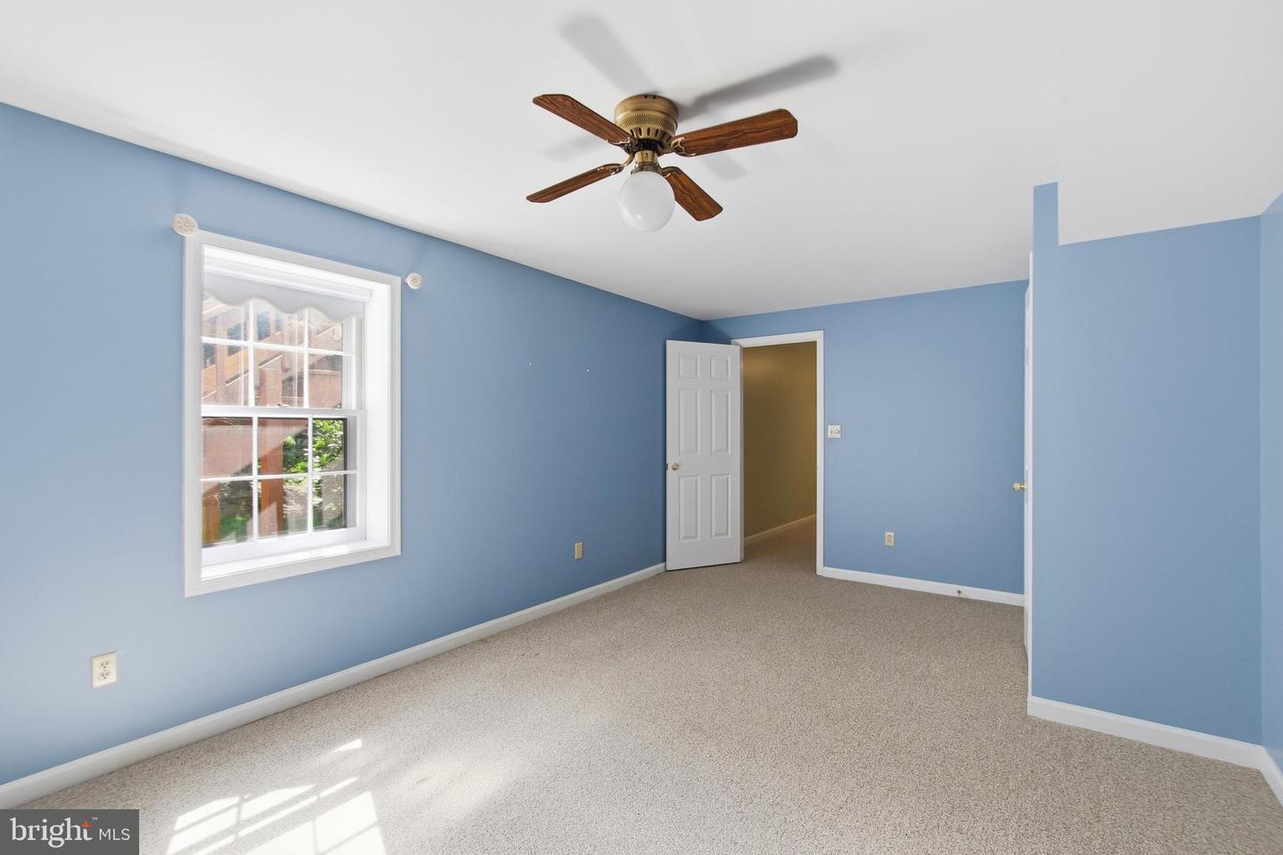 12207 Knightsbridge Dr Property Photo 48