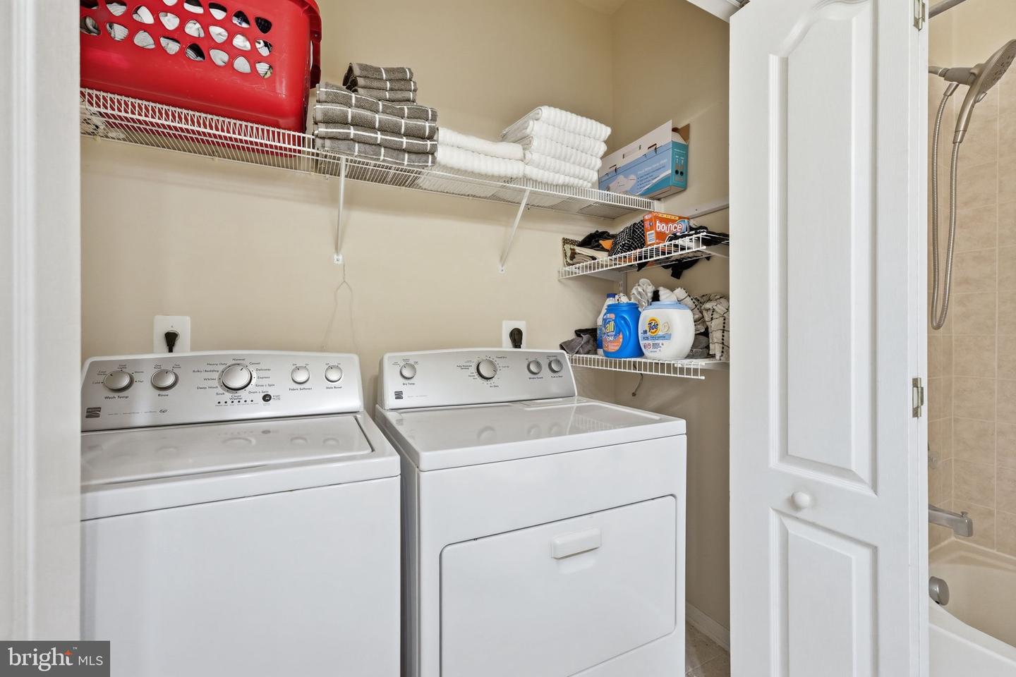 7033 Little Thames Dr Property Photo 11