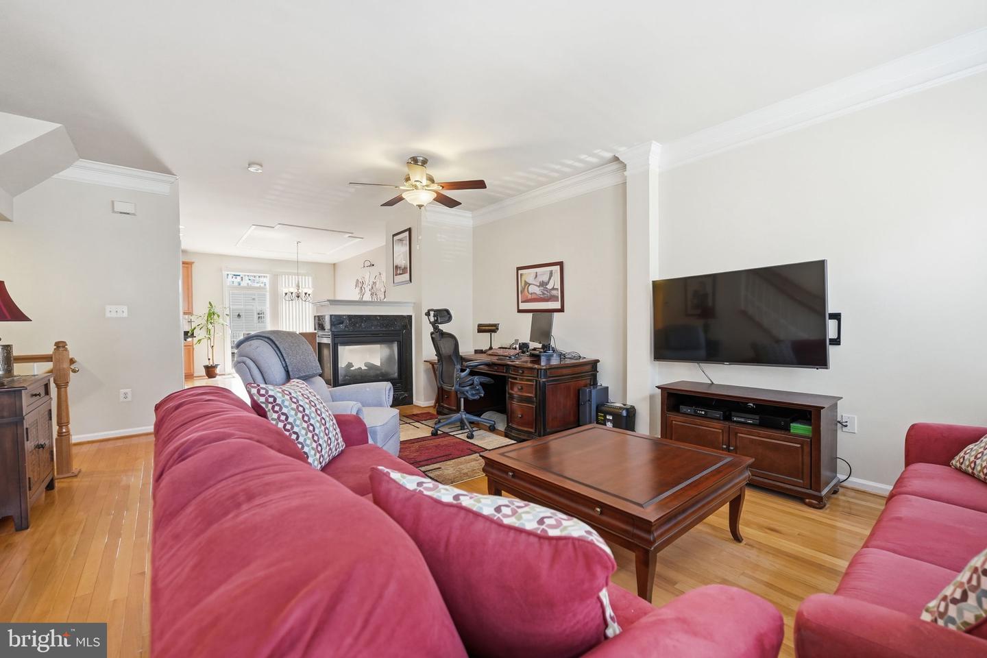 7033 Little Thames Dr Property Photo 20