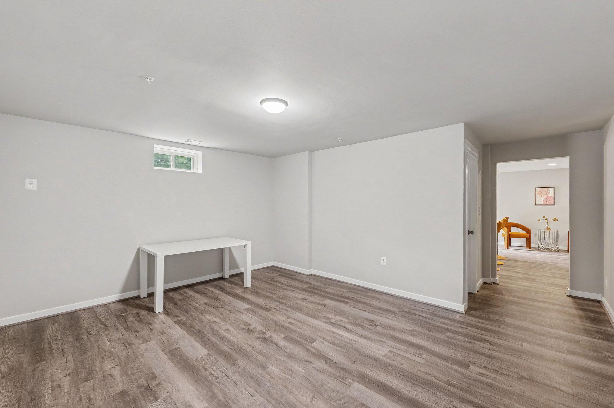 17929 Woods View Dr Property Photo 20
