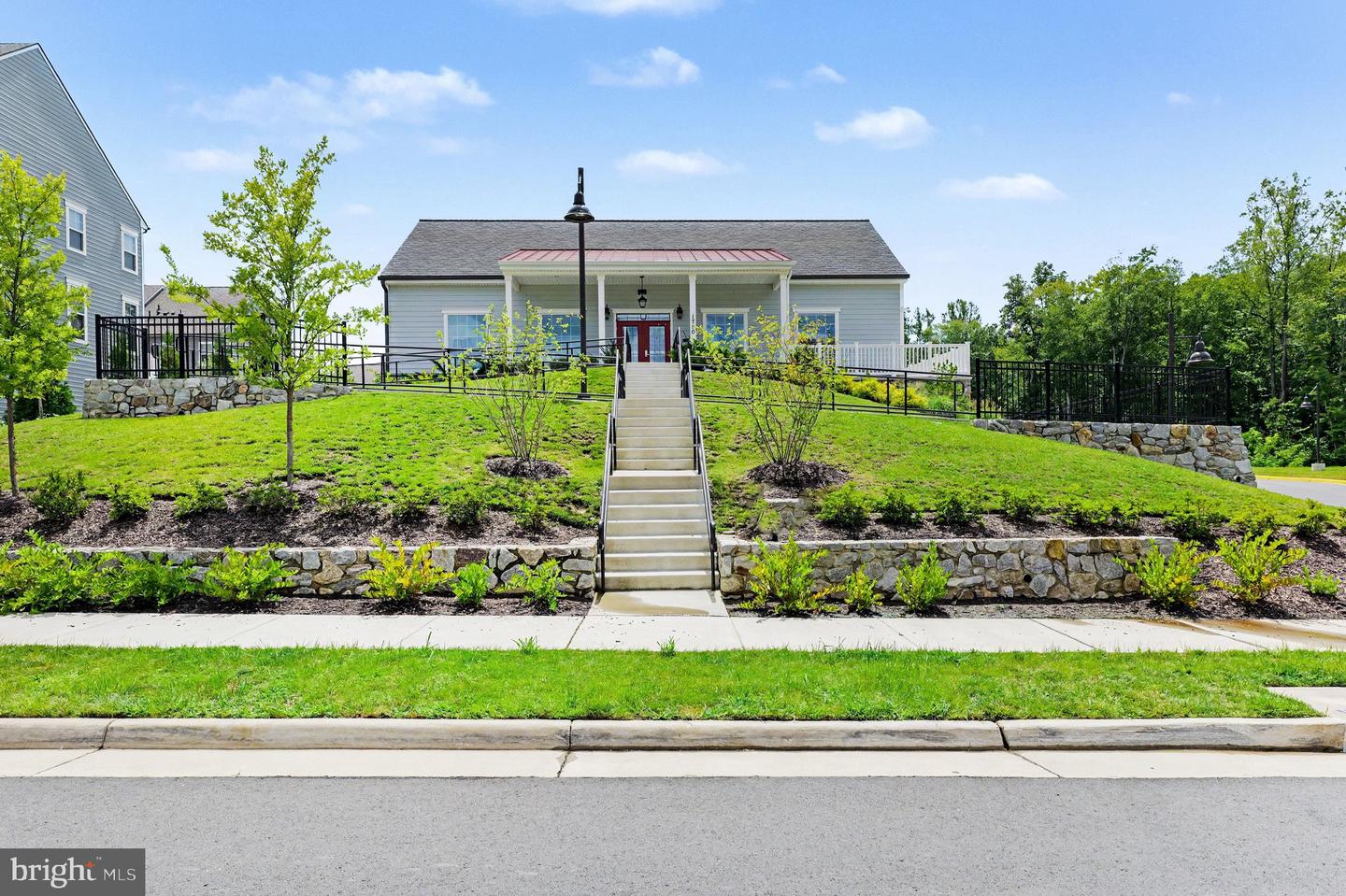 17929 Woods View Dr Property Photo 33