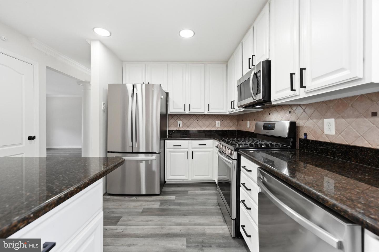 5656 Northton Ct Property Photo 17
