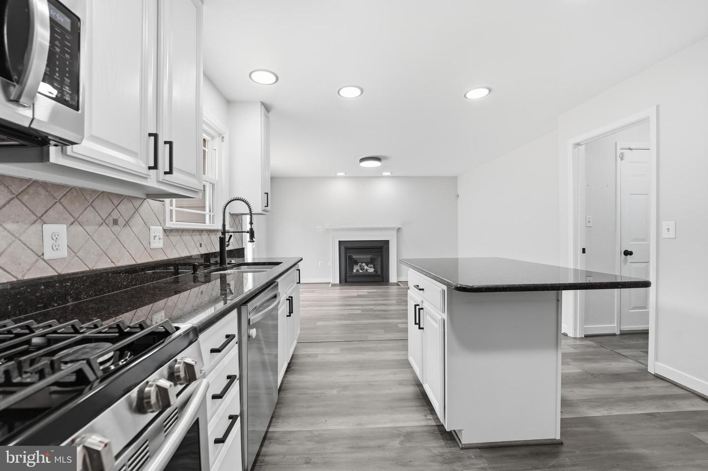 5656 Northton Ct Property Photo 18